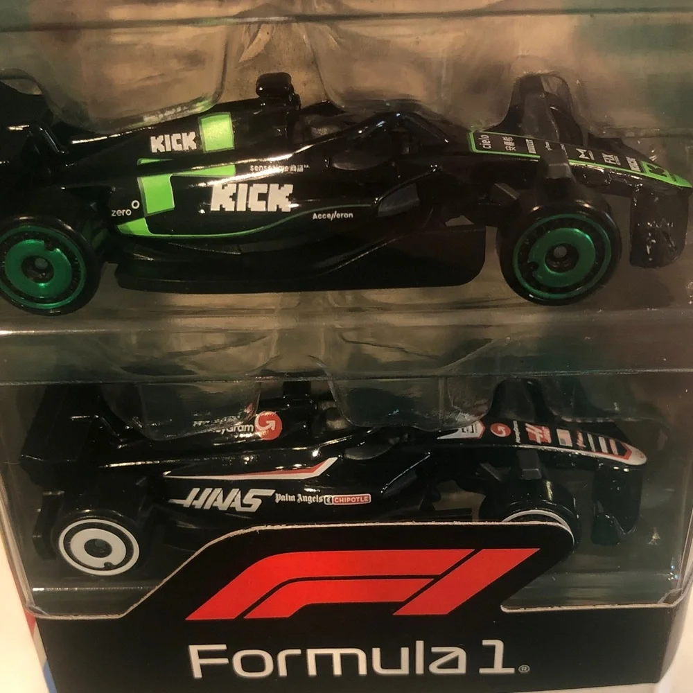 Mattel Hot Wheels Formula 1 Car Set - Black with Multicolor Accents